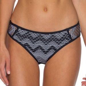 NEW!!! BECCA Crochet Tab Side Hipster Bikini Bottom  size M